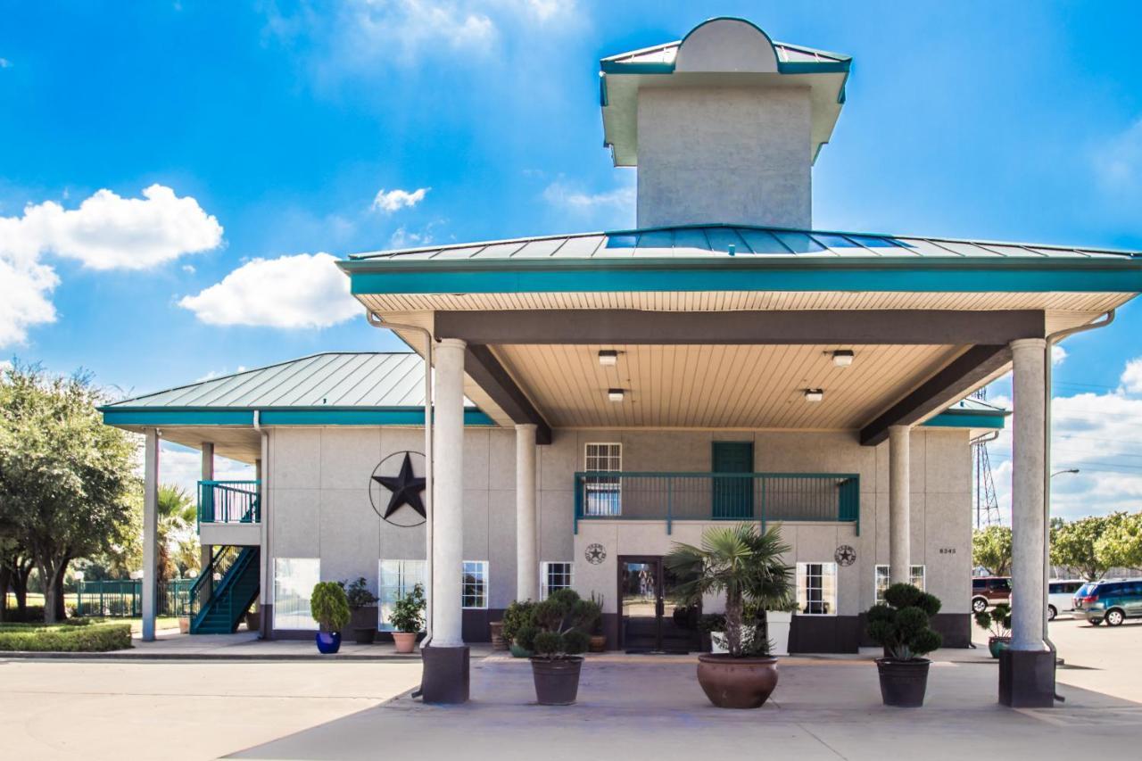 Americas Best Value Inn Fort Worth Exterior photo