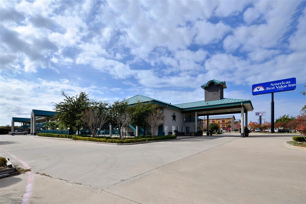 Americas Best Value Inn Fort Worth Exterior photo